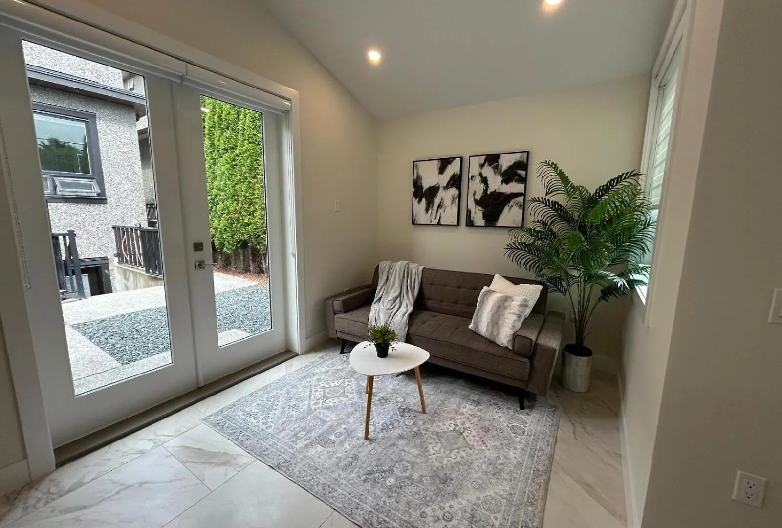 Urban Vancouver Laneway location